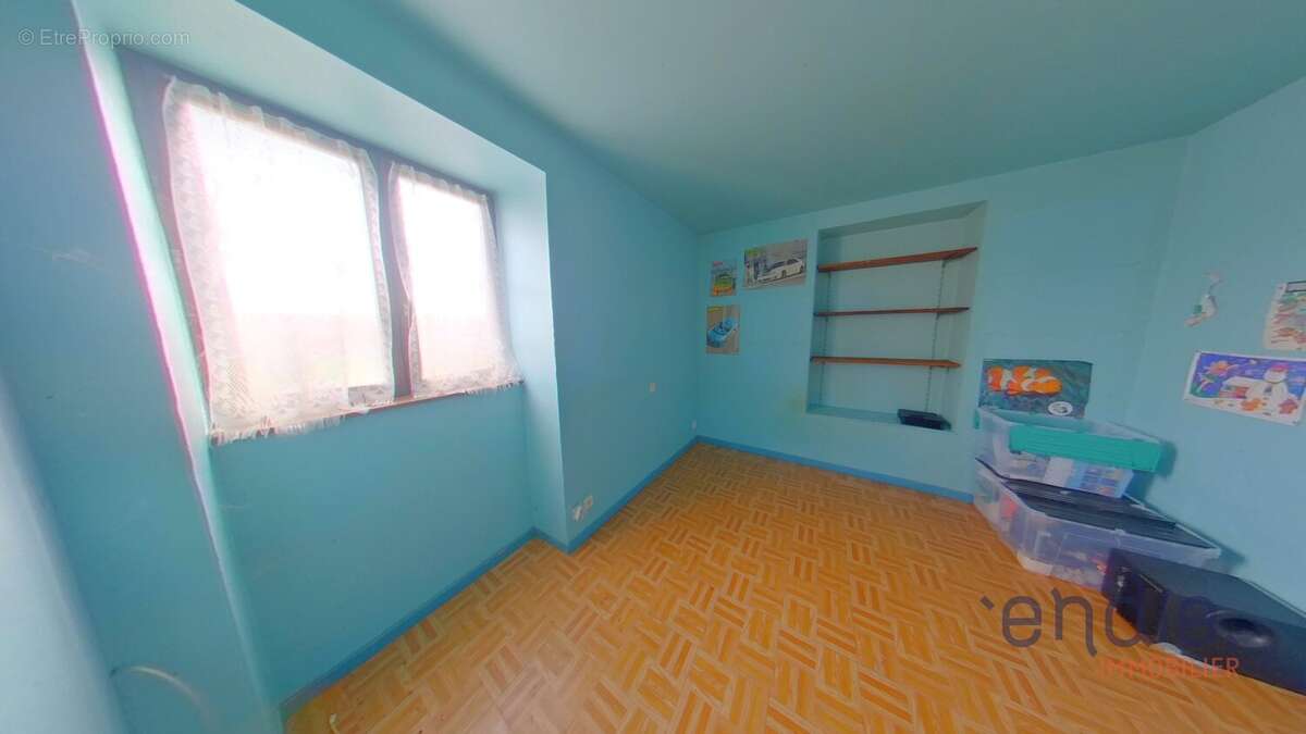 Maison à ARC-LES-GRAY