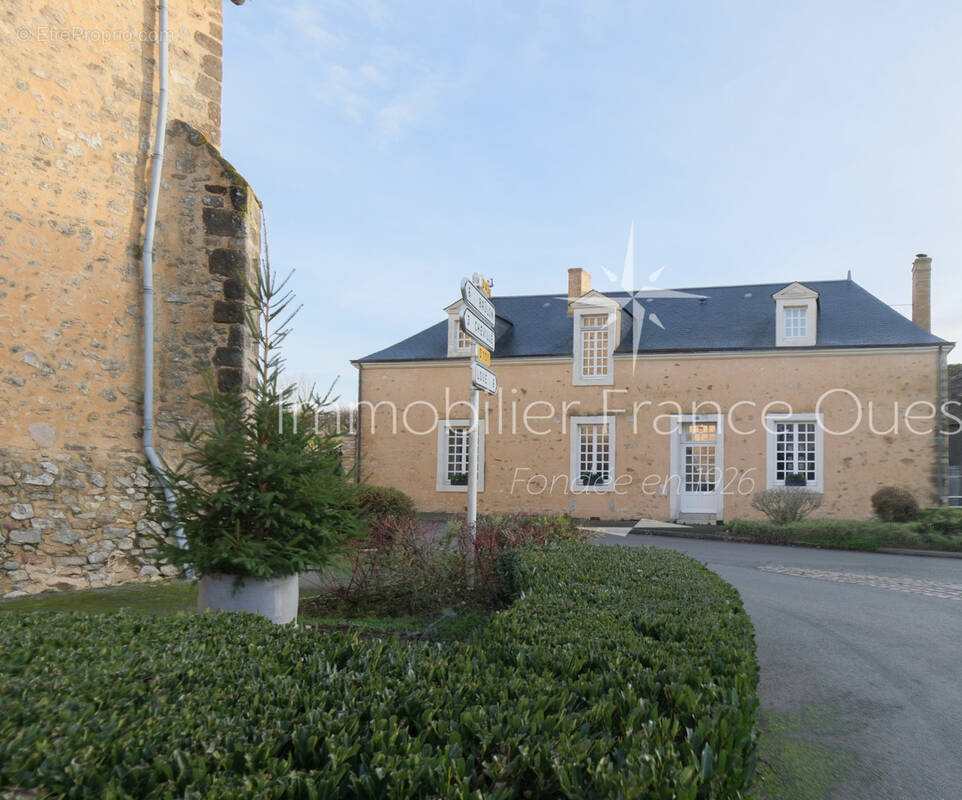 Maison à SABLE-SUR-SARTHE