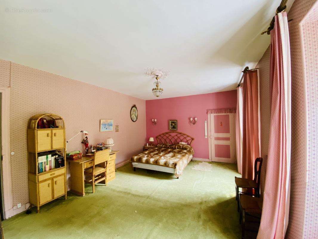 Maison à LES MARTYS