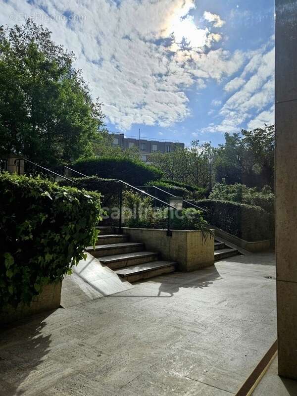Appartement à PARIS-20E