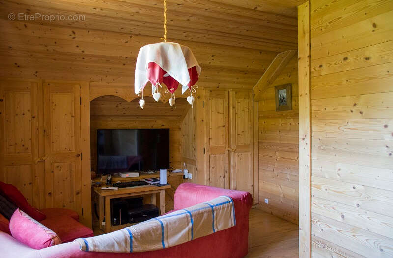 Maison à MONTAIMONT