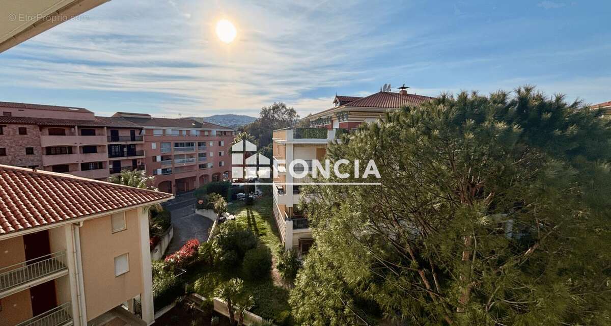 Appartement à FREJUS