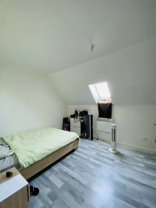 Maison à VILLENEUVE-LA-GUYARD