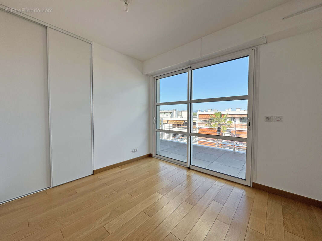 Appartement à CAGNES-SUR-MER