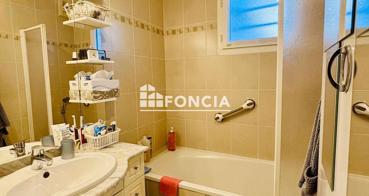 Appartement à HYERES