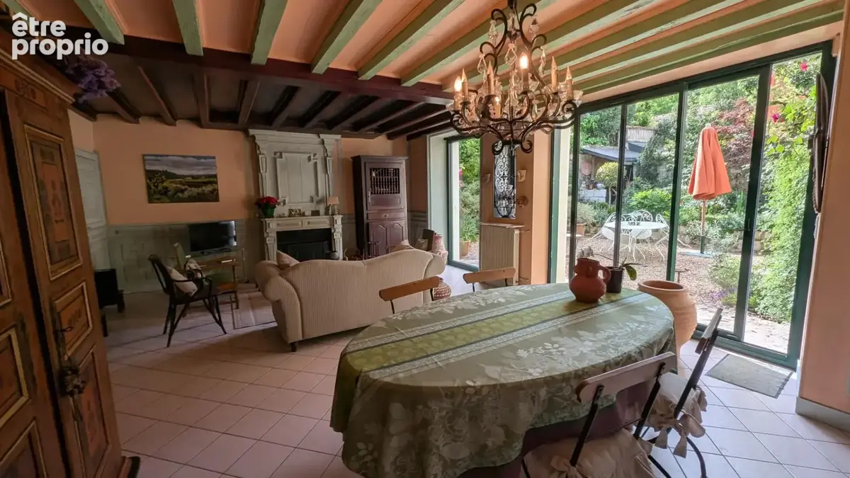 Maison 330 m² à Amboise  - photo 3