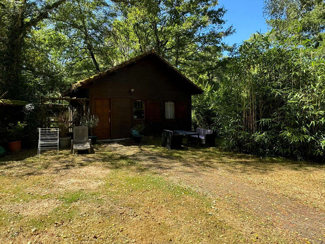 Maison à CHATEAUPONSAC