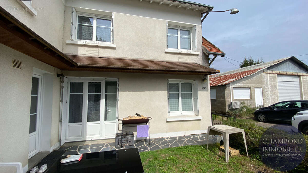 Maison à SAINT-ROMAIN-SUR-CHER