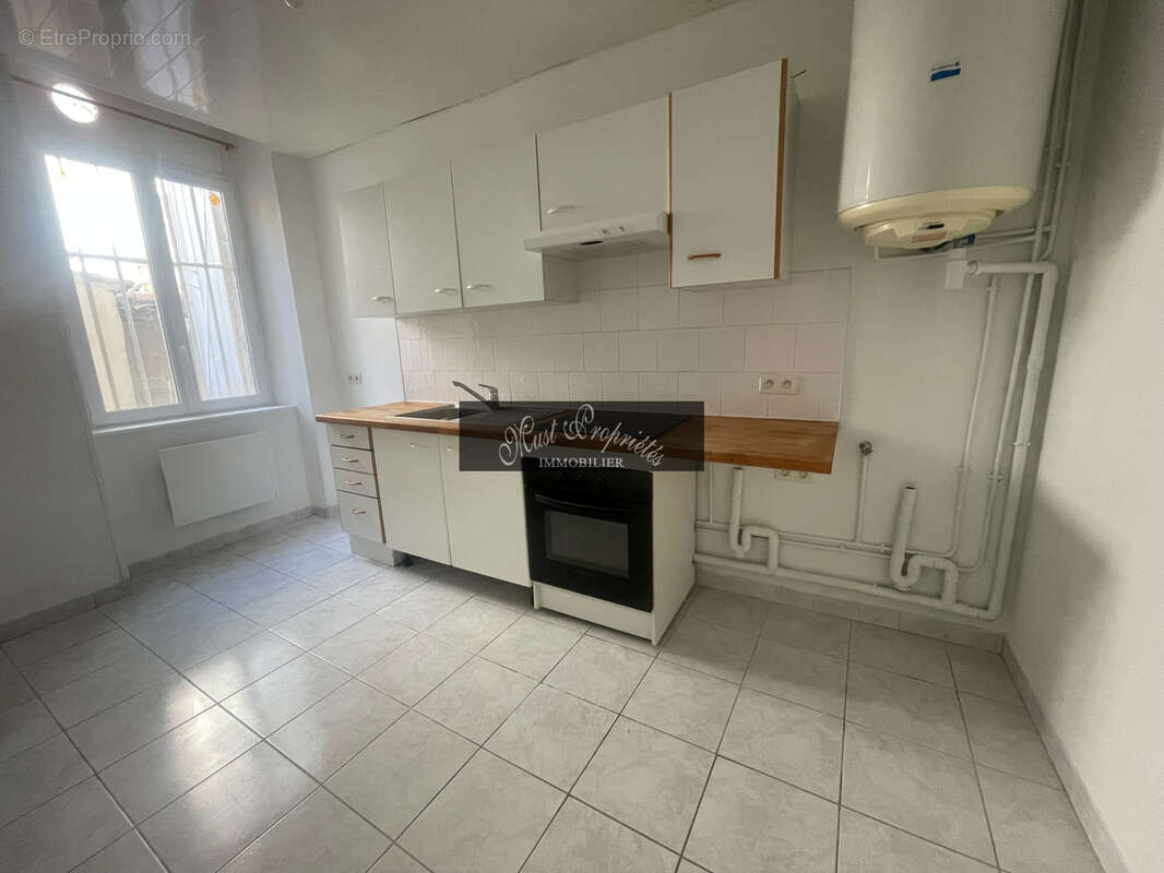 Appartement dans hôtel particulier du xvi ème. - photo 5