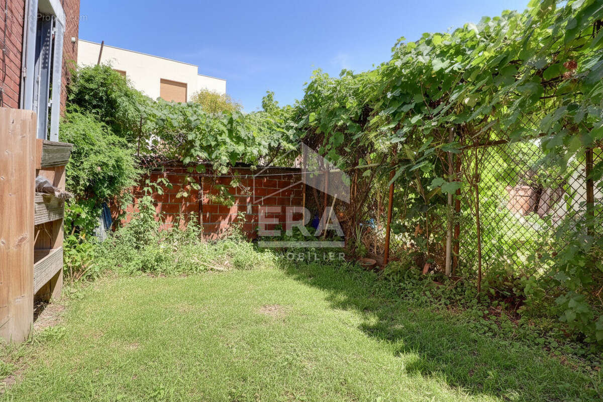 Appartement à AUBERVILLIERS