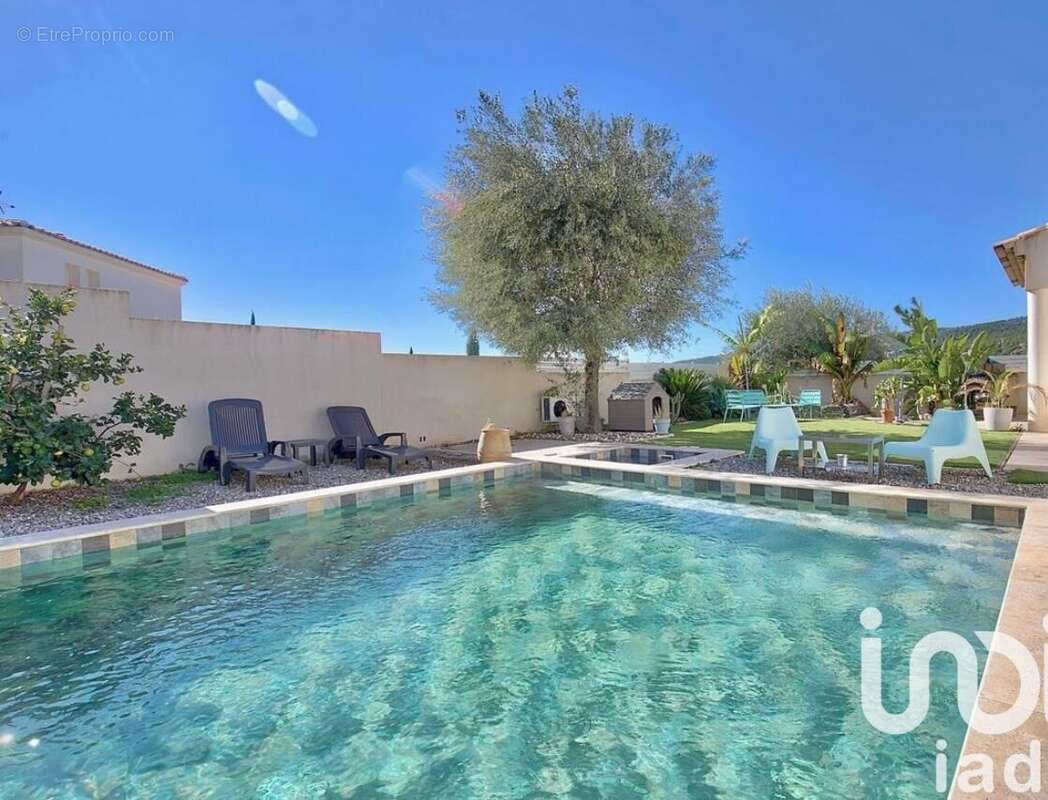 Photo 2 - Maison à CEYRESTE