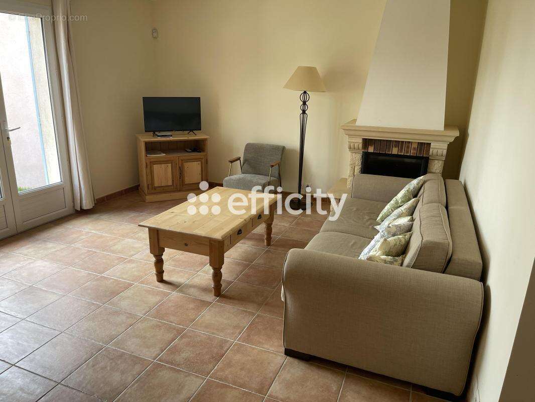 Appartement à SAINT-TRINIT