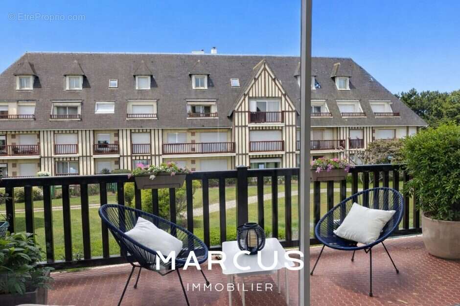 Appartement à BENERVILLE-SUR-MER