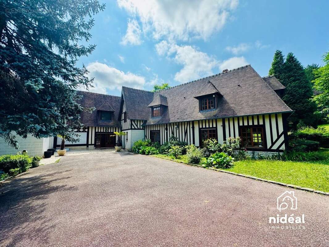 Maison à HEUDREVILLE-SUR-EURE