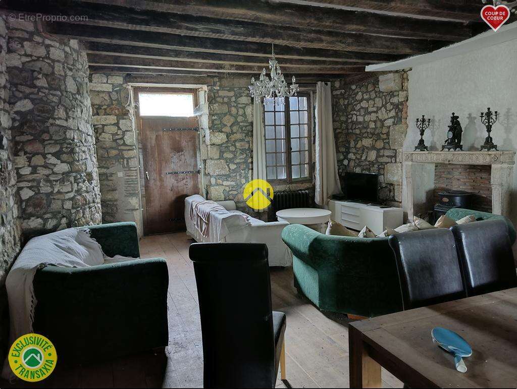 Maison à COULEUVRE