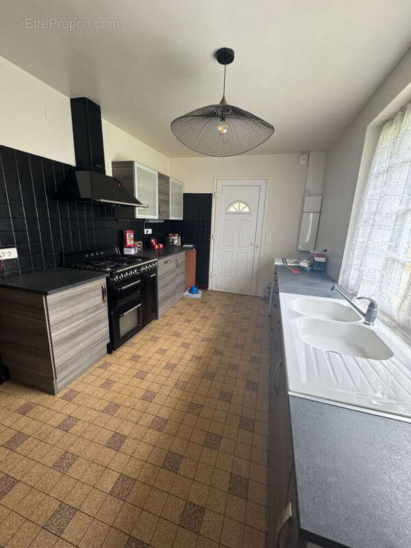 Maison à SAINT-MAURICE-LES-CHARENCEY