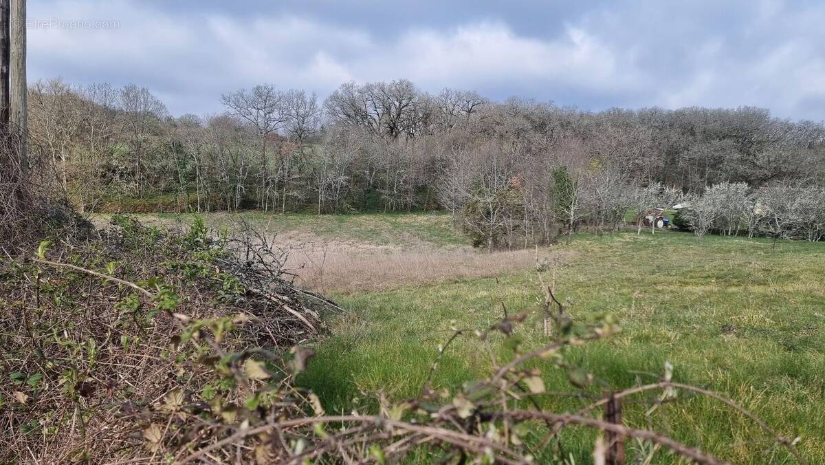 20260325091747 - Terrain à FIGEAC