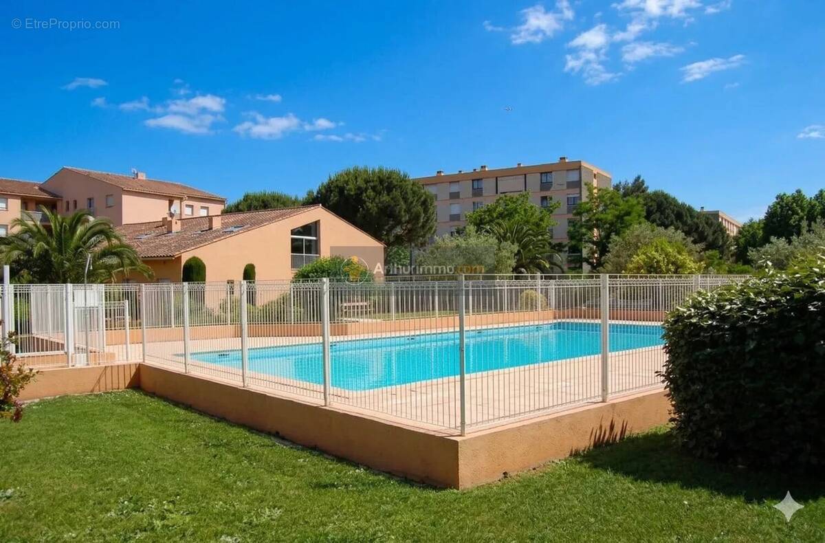 Appartement à FREJUS
