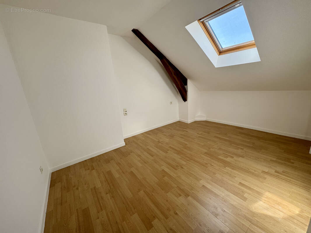 Appartement à JANZE