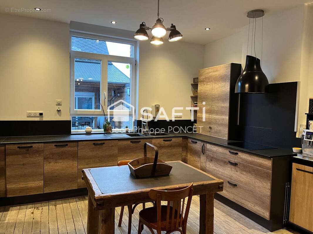 Photo 4 - Maison à SAINT-QUENTIN