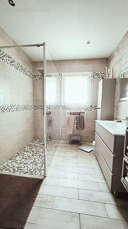 Maison à NIEULLE-SUR-SEUDRE