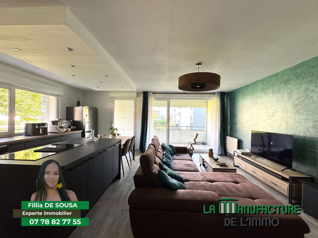 Appartement à SAINT-PRIEST-EN-JAREZ