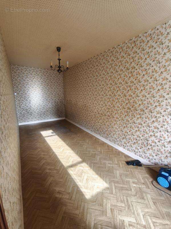 Maison à LES CHAMPS-GERAUX