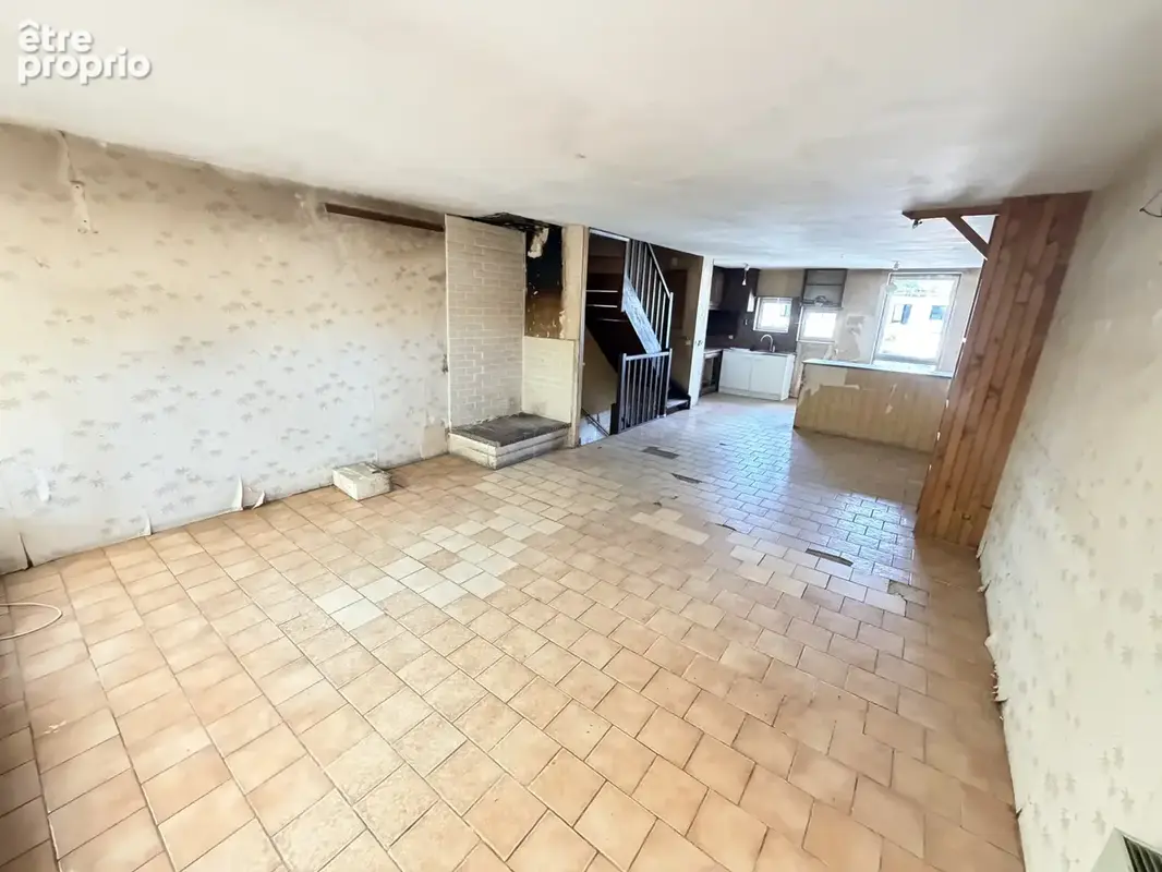 Maison avec jardin au prix d’un appartement   Emplacement idéal et fort potentiel ! - photo 4