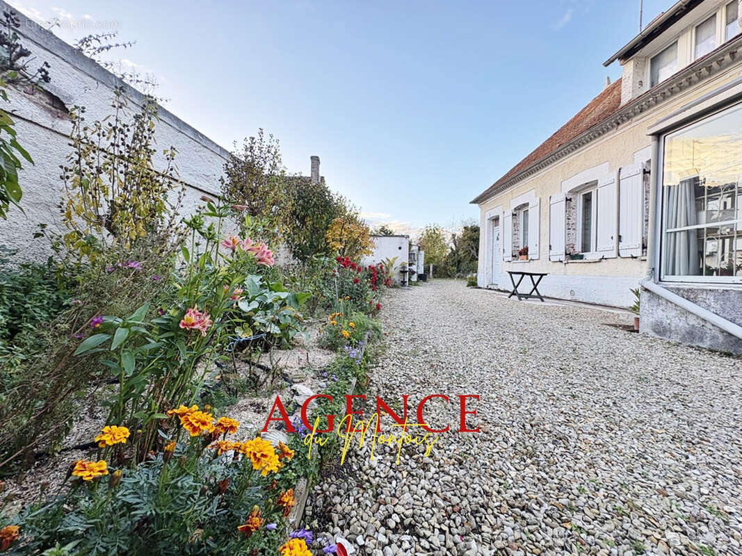 Maison à BRAY-SUR-SEINE