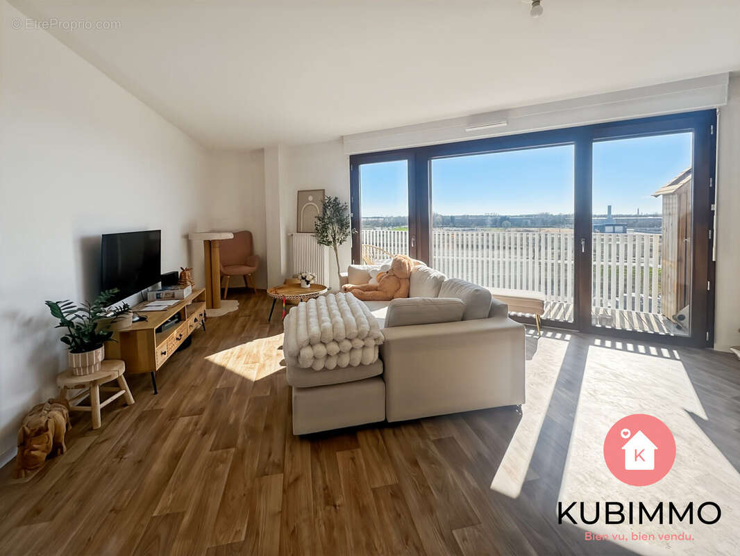 Appartement à BUSSY-SAINT-GEORGES