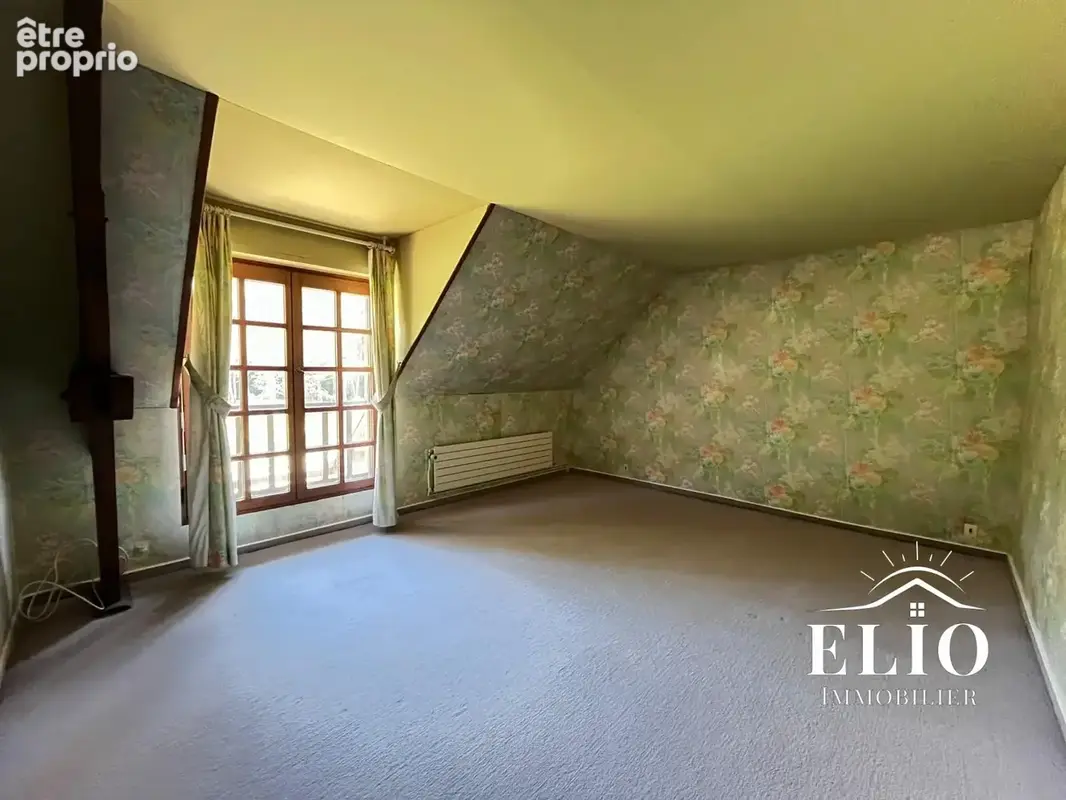 Maison 274 m² à La Vendue-Mignot  - photo 7