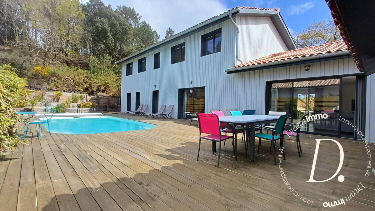 Maison à VIELLE-SAINT-GIRONS