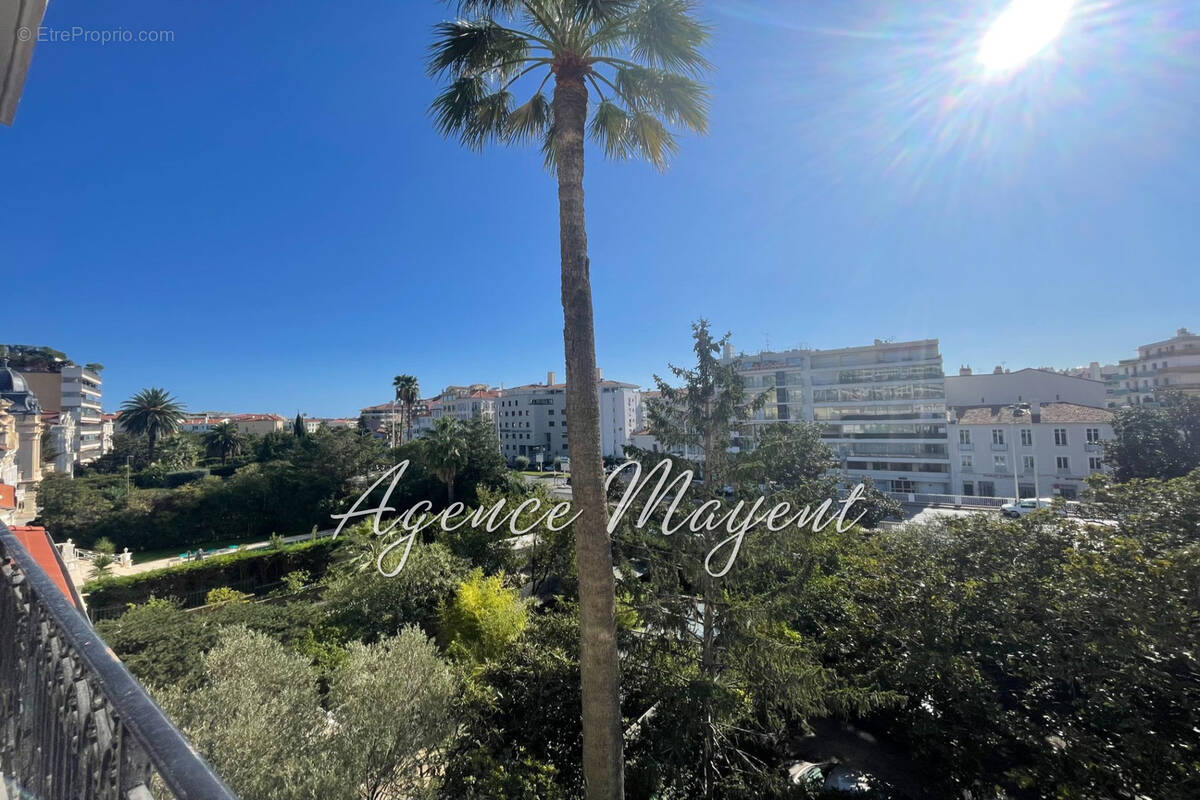 Appartement à CANNES