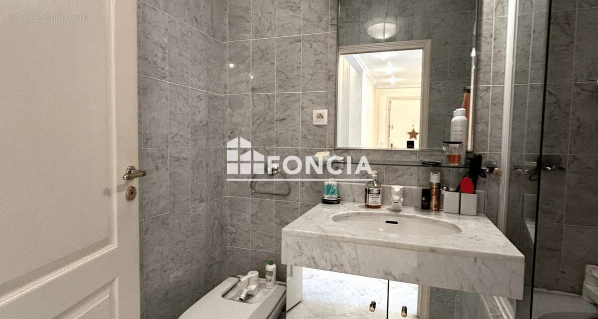 Appartement à MENTON