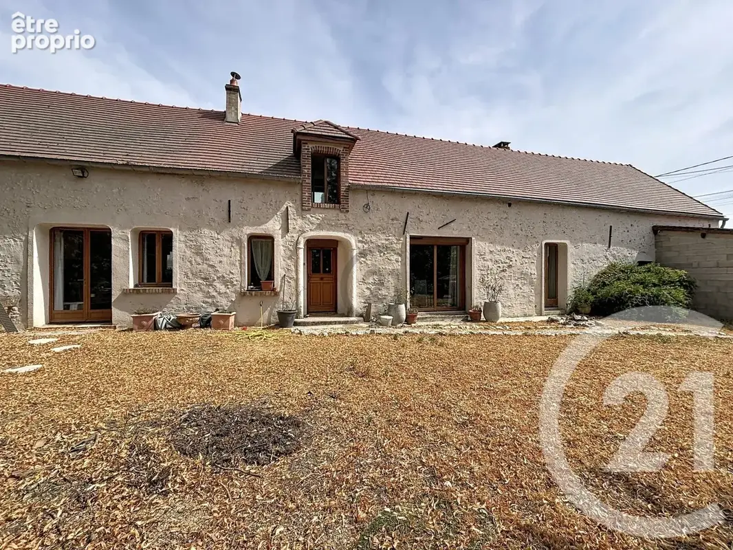 Maison à COURTACON