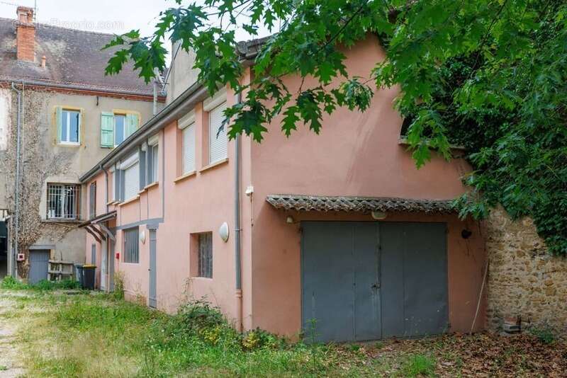 À vendre en exclusivité – Immeuble de rapport en plein cœur de PARAY LE MONIAL (71) - photo 6