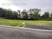 Terrain à CAUNEILLE