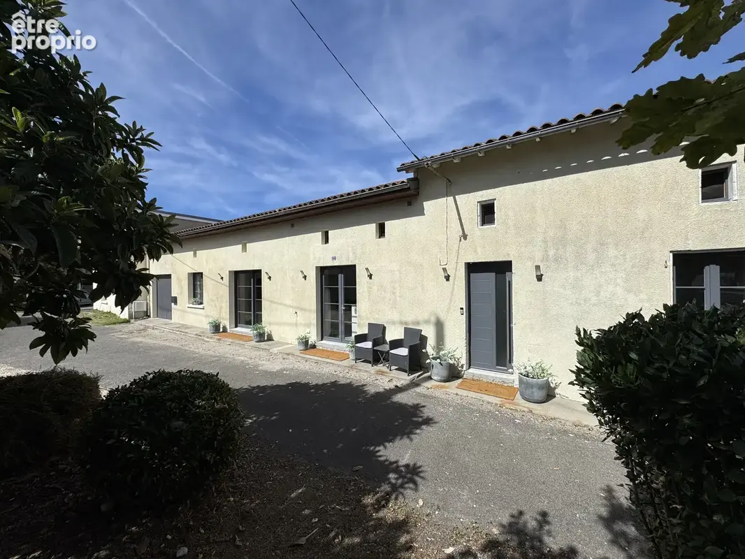 Maison 7 pièces 186 m² à vendre à Barbezieux-Saint-Hilaire (16300) - photo 3