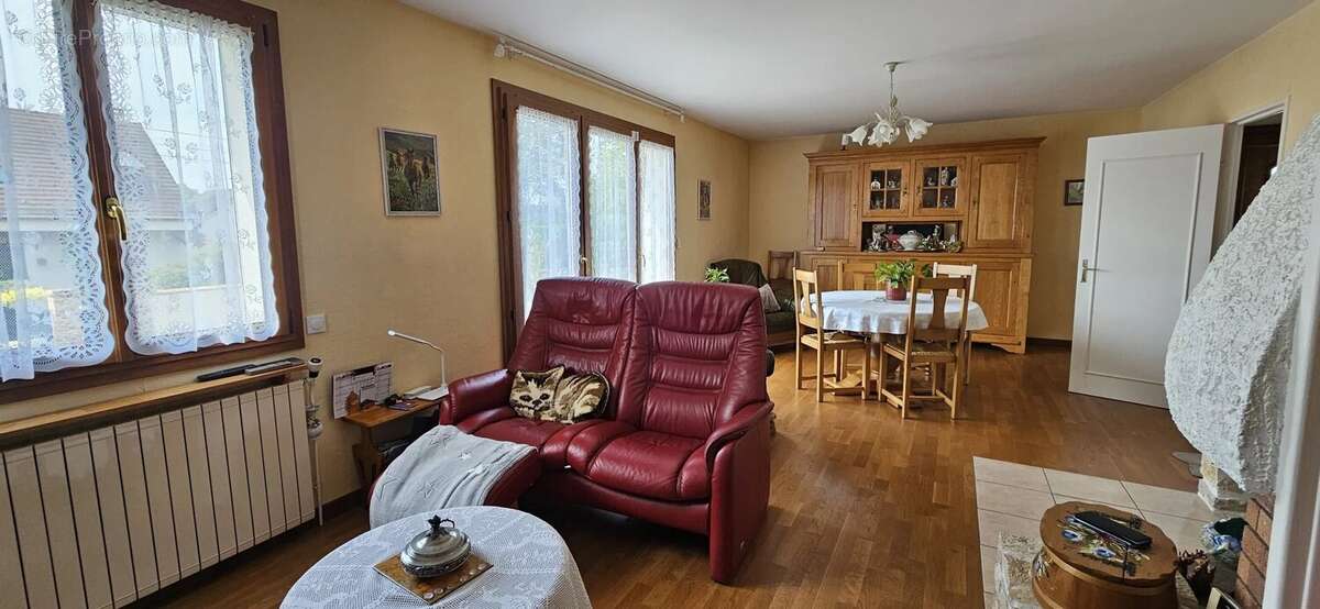 Coup de Cœur : Maison de Caractère avec Fort Potentiel ! - photo 2