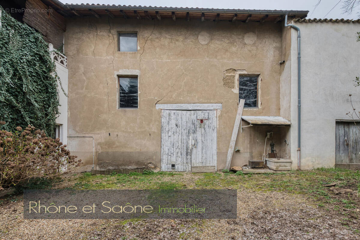 Photo 1 - Maison à MONTMERLE-SUR-SAONE