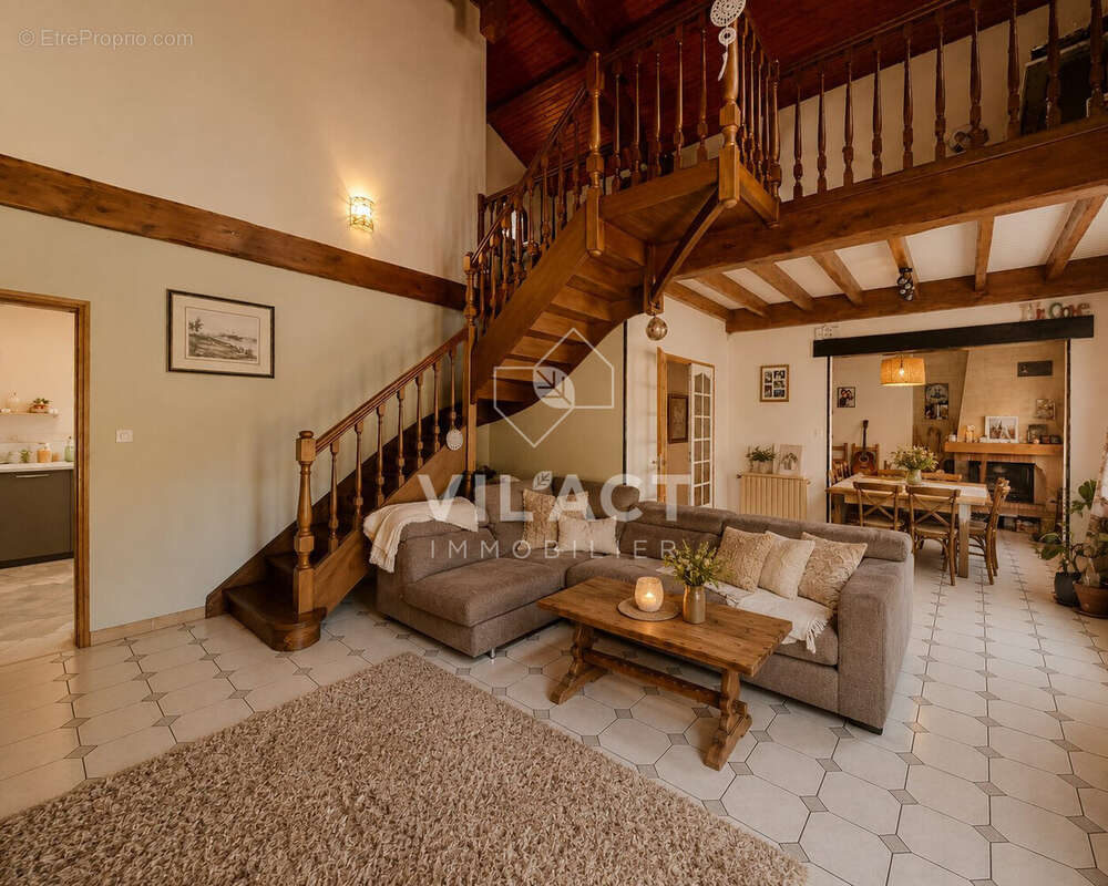 Maison à LE PIAN-MEDOC