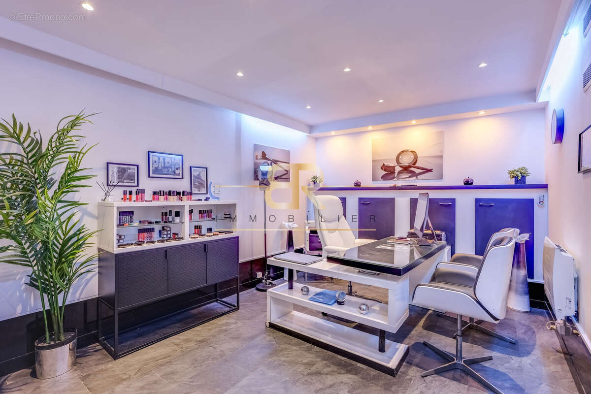 Commerce à PARIS-15E