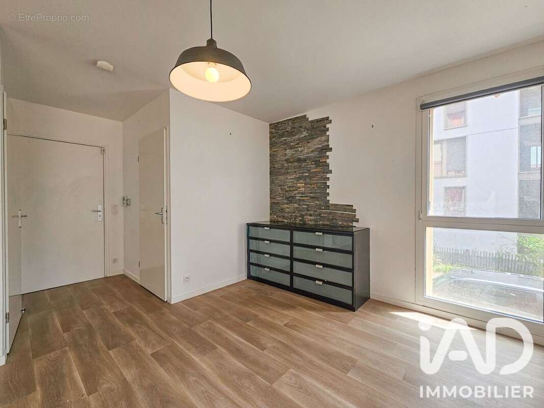 Appartement 32 m² à Carrieres-Sous-Poissy  - photo 5