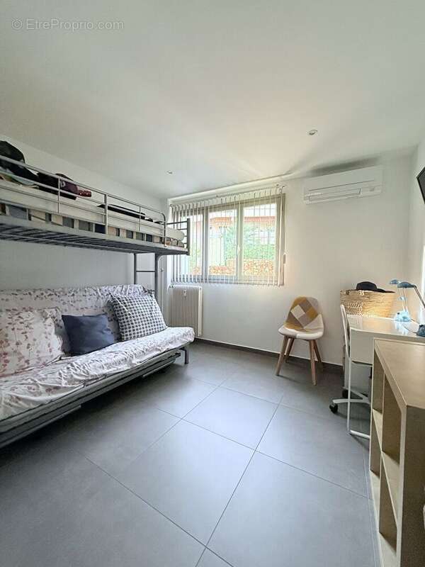 Appartement à LA VALETTE-DU-VAR