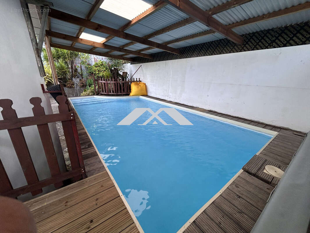 Maison à SAINTE-SUZANNE