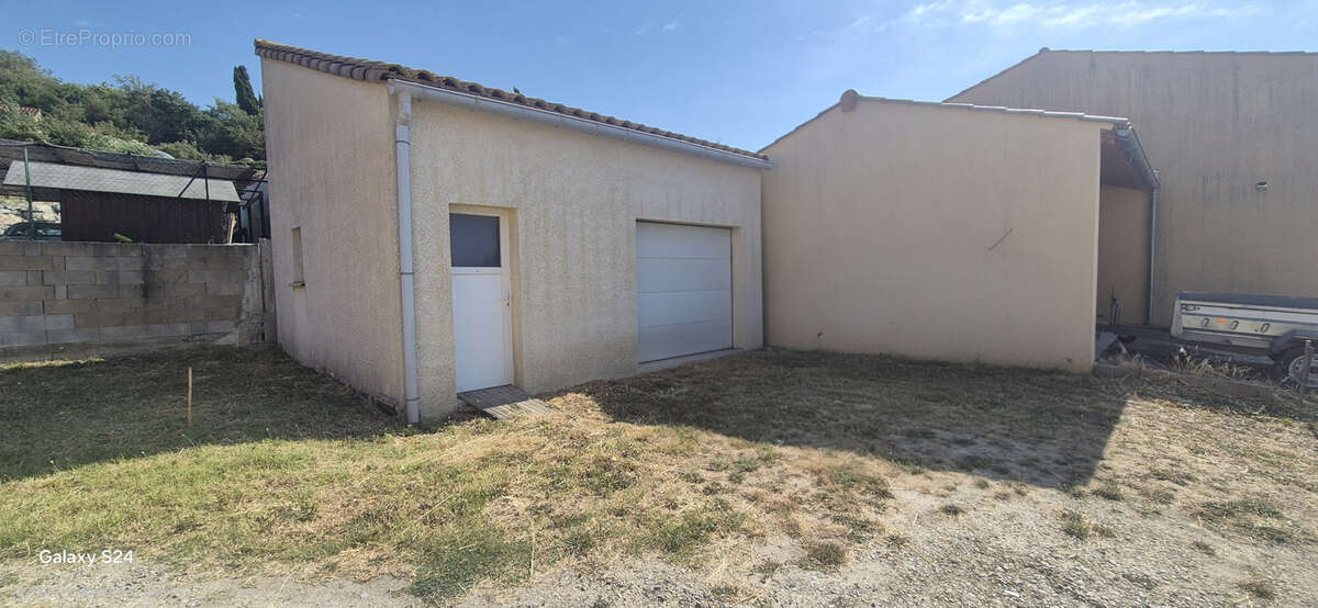 À découvrir sans tarder : belle villa familiale de plain-pied aux portes de Castelnaudary ! - photo 9