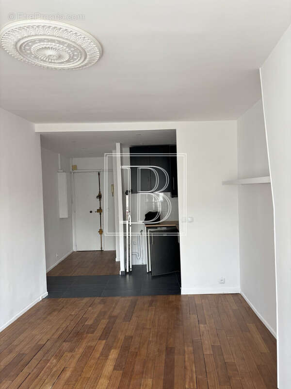 Appartement 24 m² à Paris-3e  - photo 5