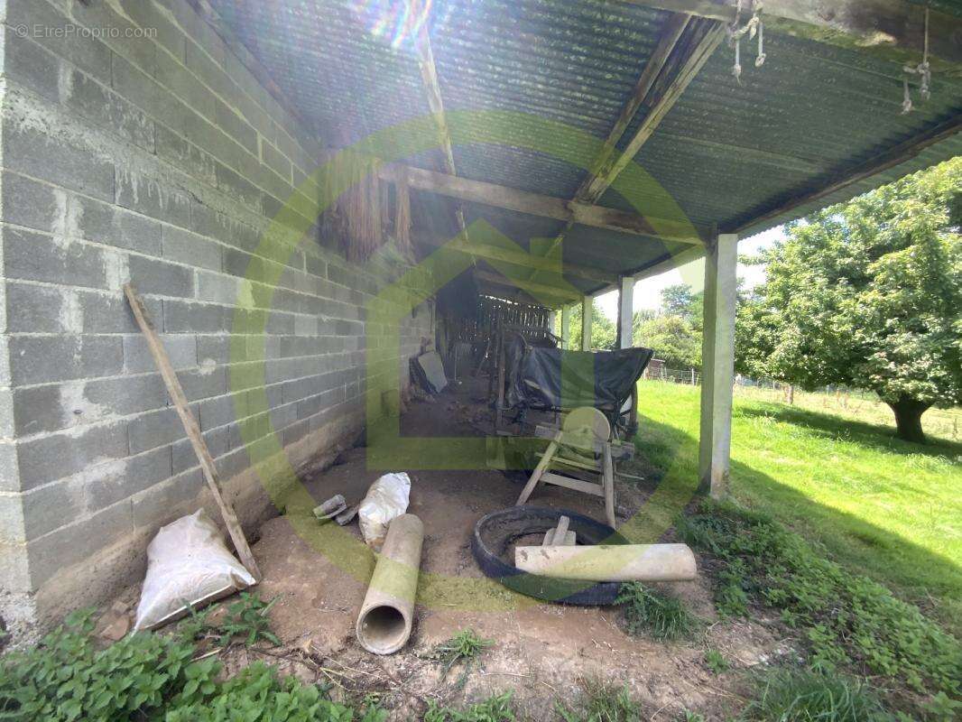 Commerce à LA FORET-DU-TEMPLE