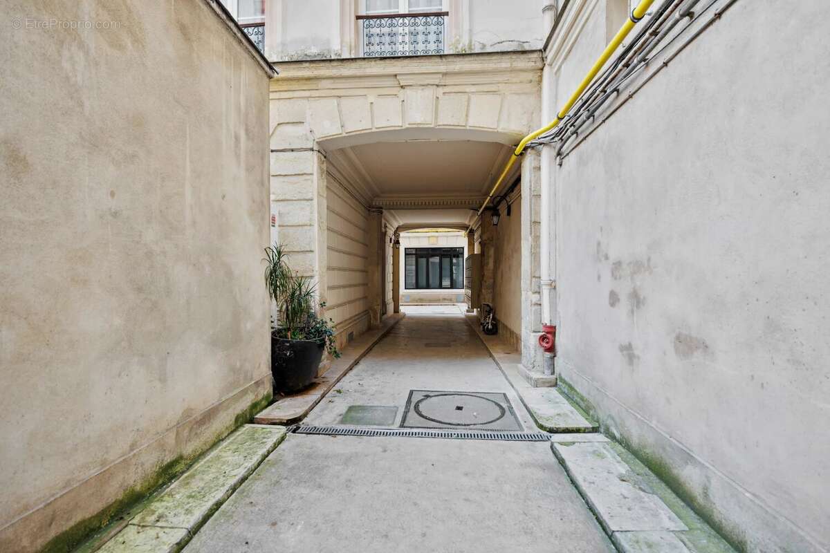 Appartement à PARIS-9E