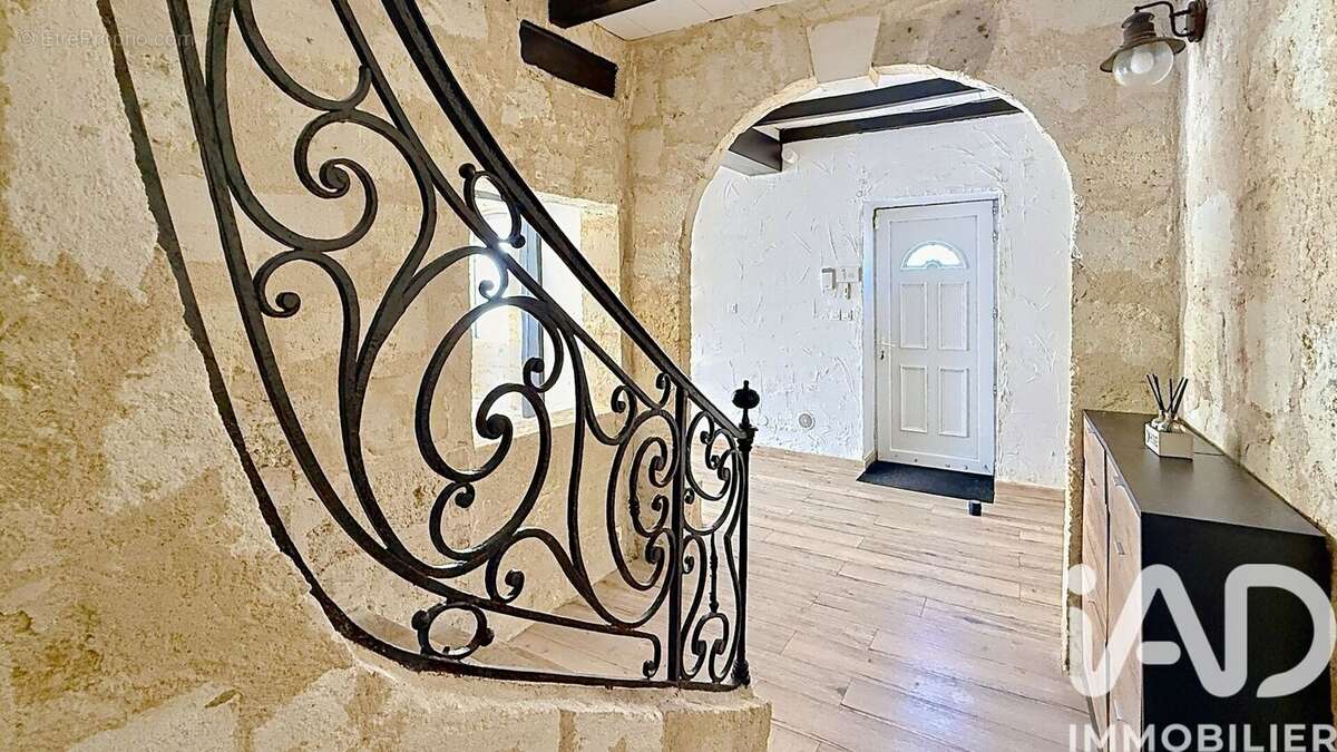 Photo 4 - Maison à AMBARES-ET-LAGRAVE